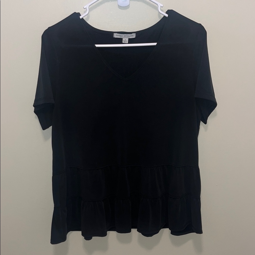 Green Envelope Black Short Sleeve Top